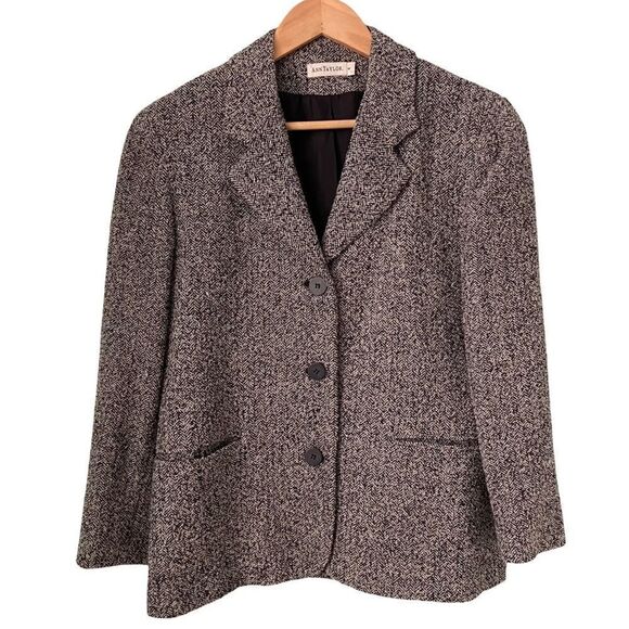 Ann Taylor Jackets & Blazers - Vintage Ann Taylor Made in USA Front Button Blazer with Pockets in Size 2
